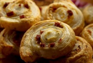 How to Reheat Puff Pastry