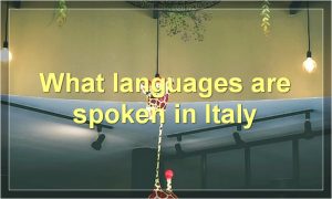 What languages are spoken in Italy