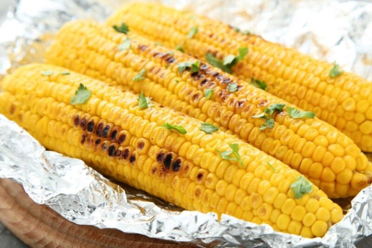 Corn Heating How to Reheat Corn on the Cob Safely: Microwave, Oven, Boiling, and Grill
