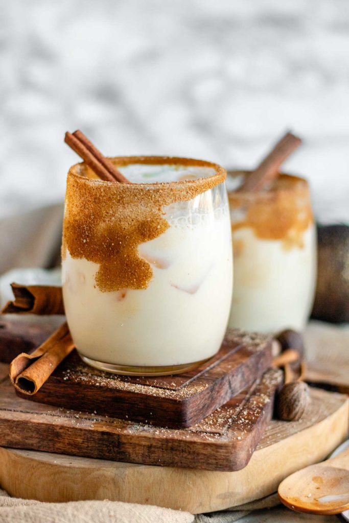 What does eggnog taste like? A delightful, creamy holiday indulgence